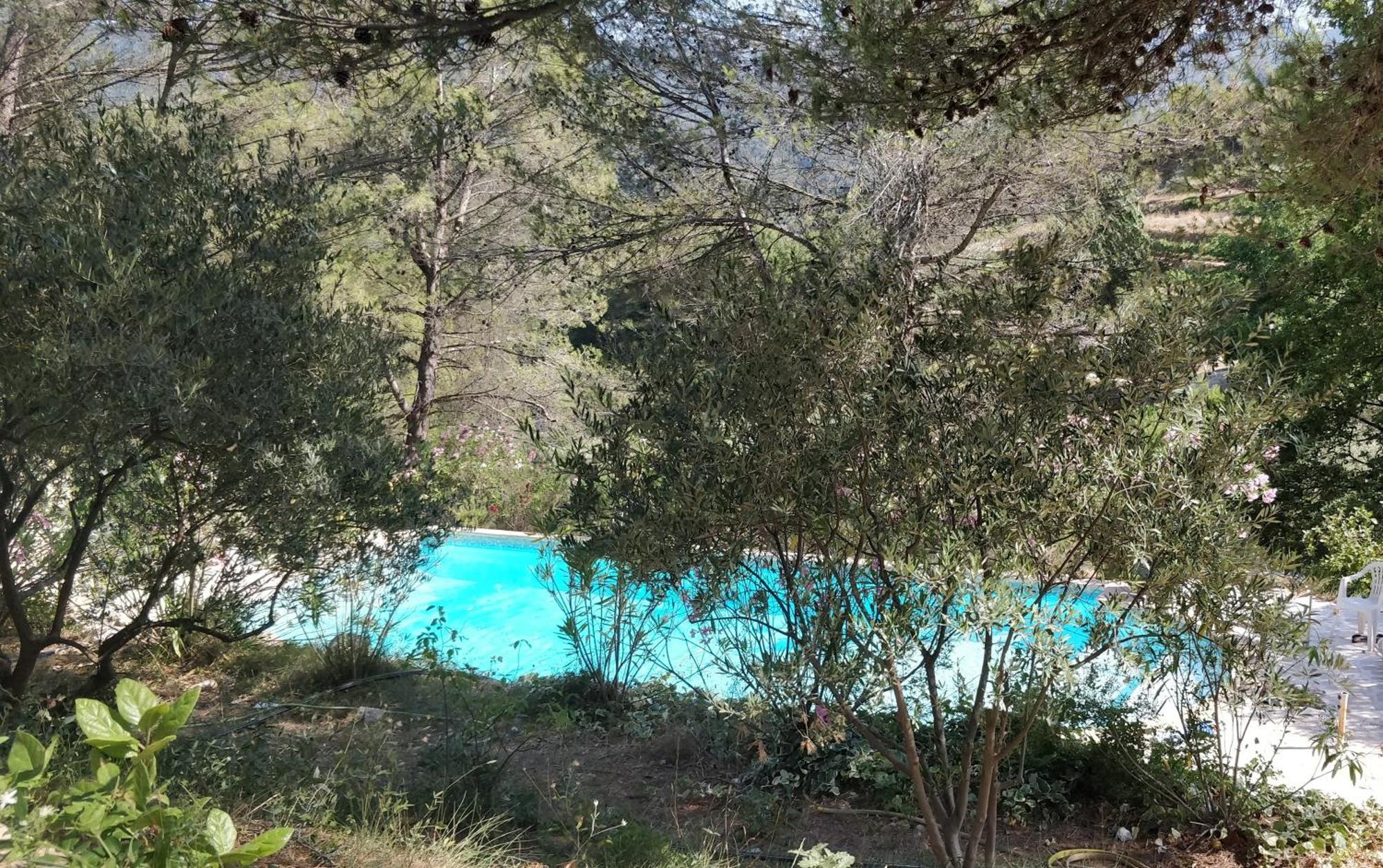 Villa CIGALONS en pleine pinède + PISCINE chauffée Auriol Esterno foto
